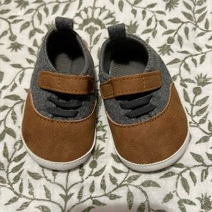 0-3 month crib shoes NWOT